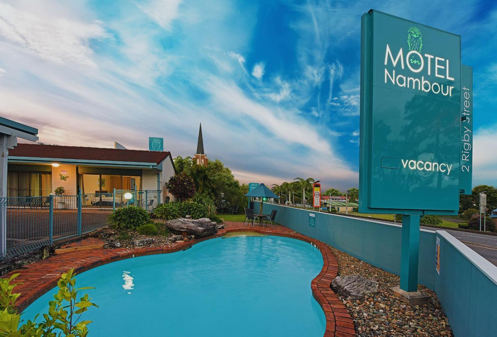 Motel In แนมโบร์ ภายนอก รูปภาพ