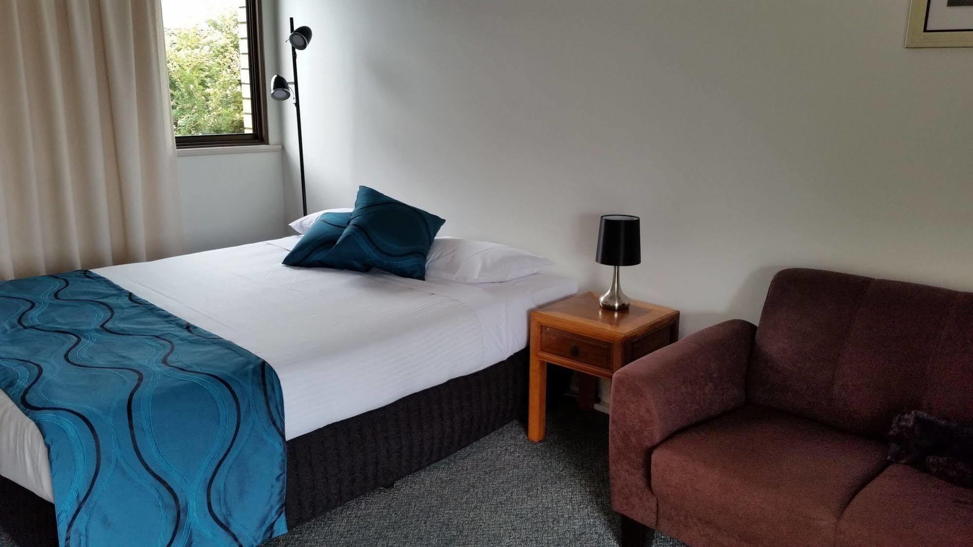 Motel In แนมโบร์ ภายนอก รูปภาพ